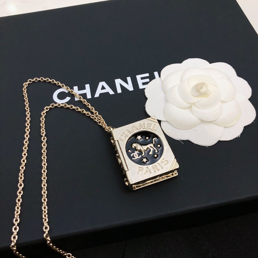 Chanel Necklaces